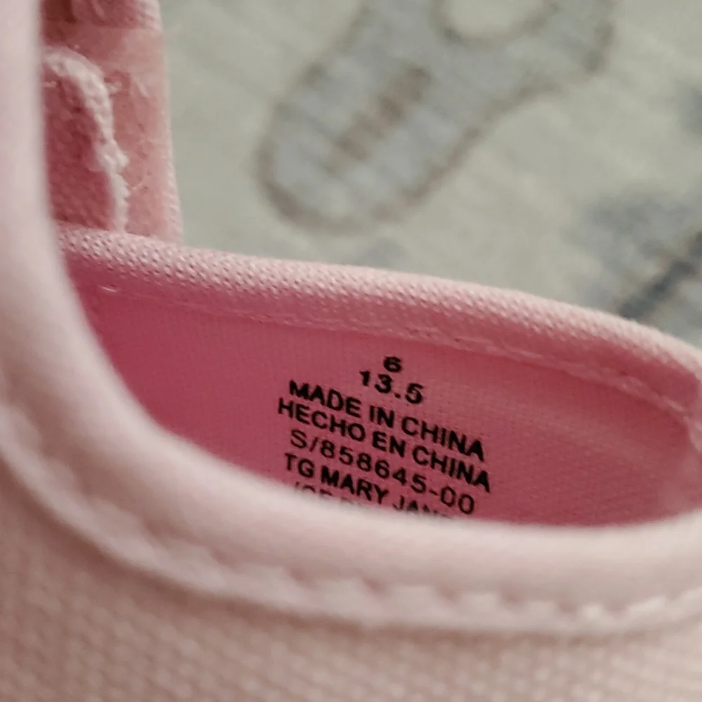 Old Navy Light Pink Mary-Jane Canvas Sneakers for Toddler Girls Sz6